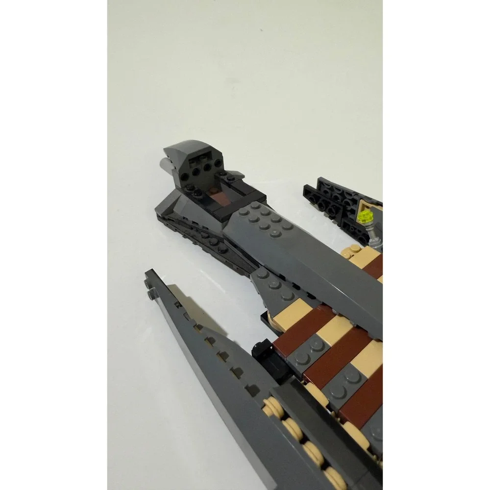 LEGO Star Wars: General Grievous Starfighter 7656 missing parts